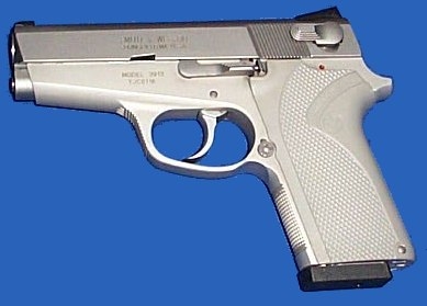 Smith and Wesson mod. 3913 - 9мм компактный пистолет 3го поколения